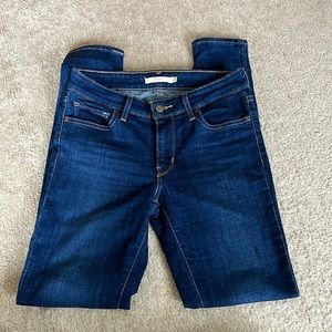 Levi 711 Skinny Jeans